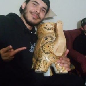 Meet your Posher, Colin